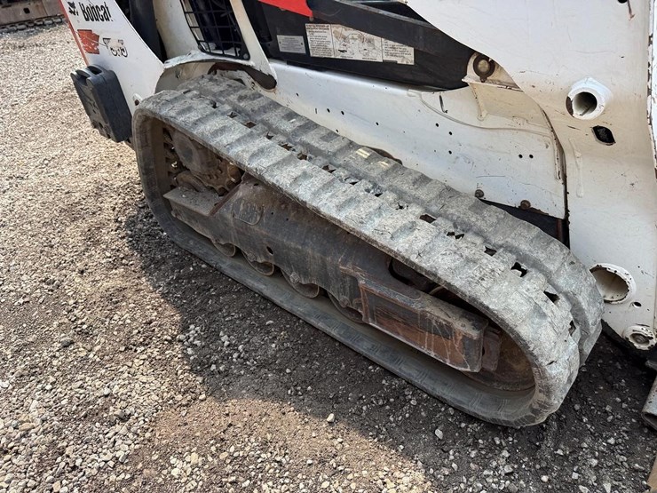 2019-bobcat-t595-image-13