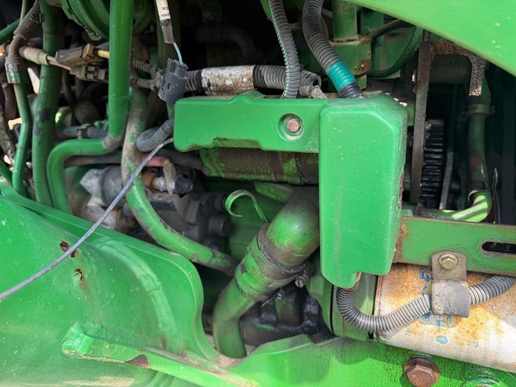 2016-john-deere-5055e-image-12