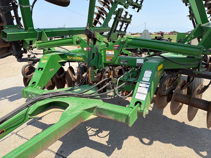john-deere-637-image-15