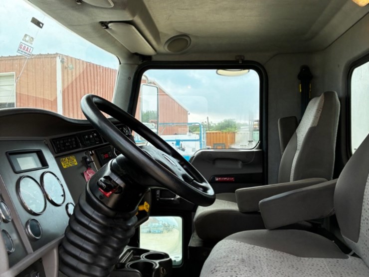 2020-kenworth-t270-image-9