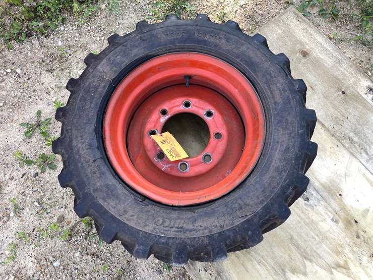 #3592-•-dico-8-lug-pattern-tire-and-rim-image-4