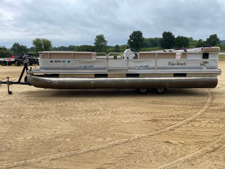 #1217-•-1980-palm-beach-24'-potoon-boat-(has-wi-title)-image-8