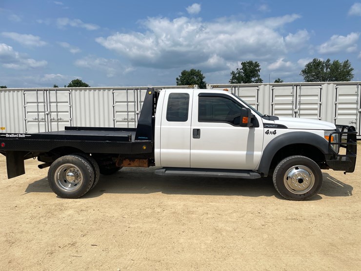2015-ford-f550-image-4