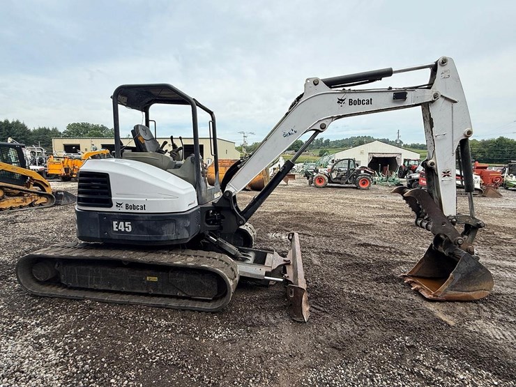 2014-bobcat-e45-image-5