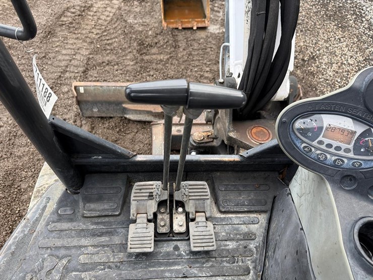 2014-bobcat-e45-image-18