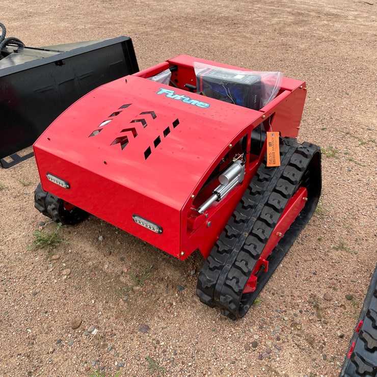 #5635 • 2026 Future Remote Controlled Lawn Mower (Mosinee, WI)