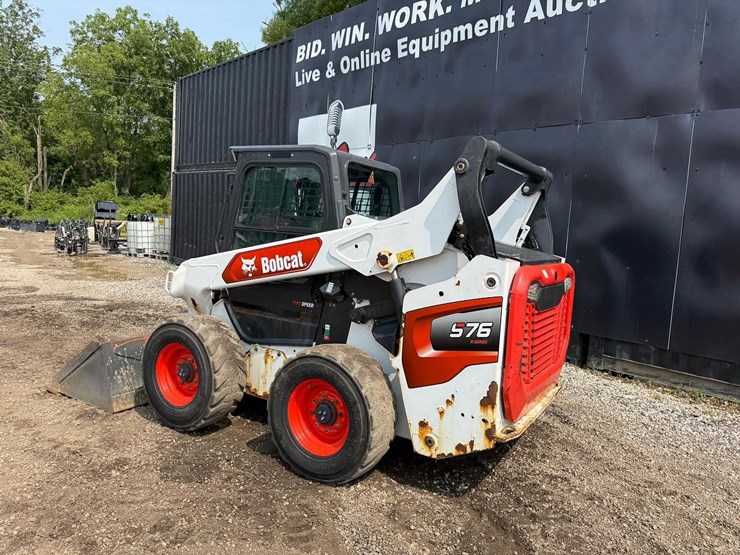 2020-bobcat-s76-image-2