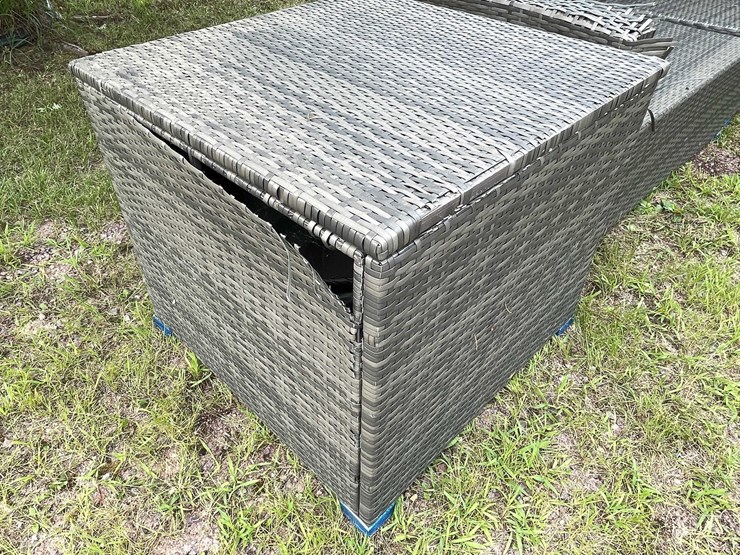 #5746-•-outdoor-furniture-image-7