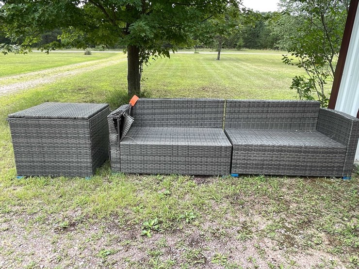 #5746-•-outdoor-furniture-image-1
