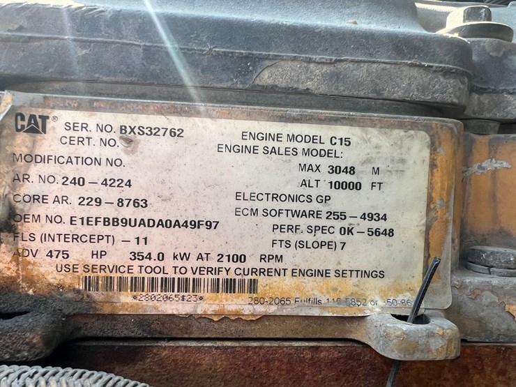 2005-kenworth-w900-image-19