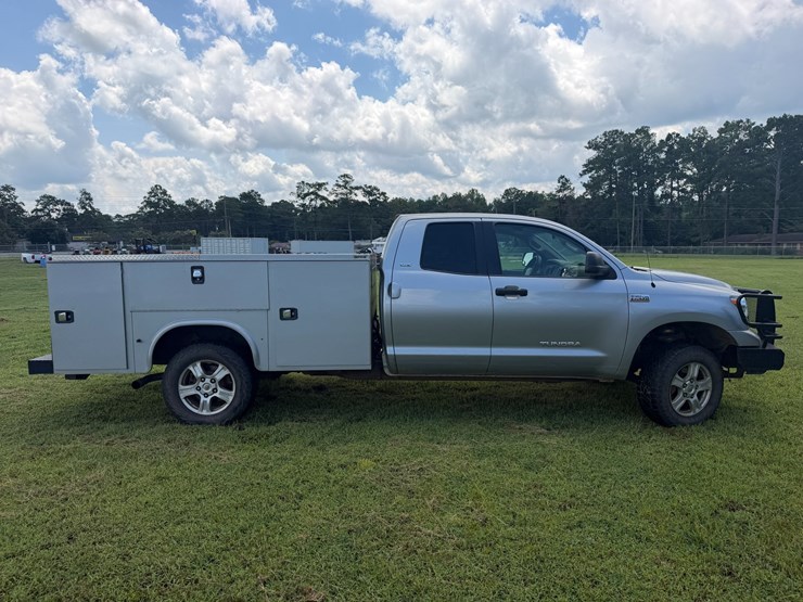 2008-toyota-tundra-image-6