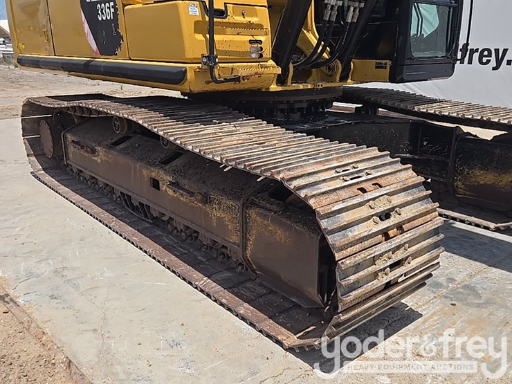 2016-caterpillar-336fl-image-14