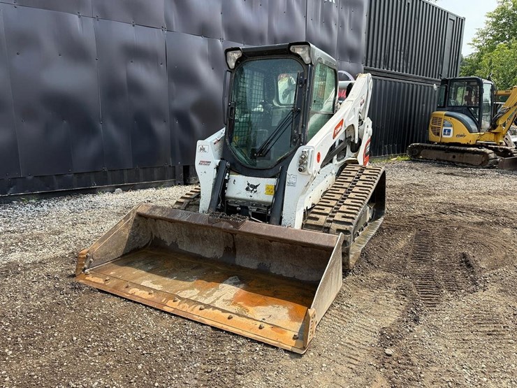 2023-bobcat-t770-image-8