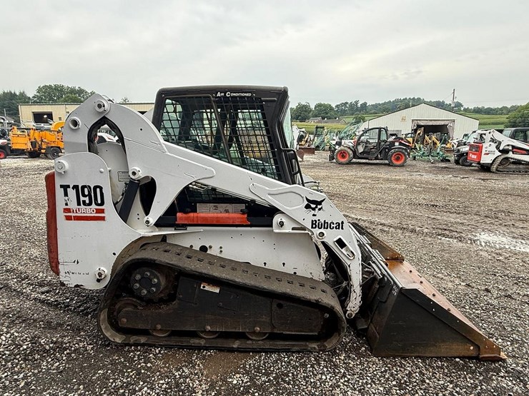 2005-bobcat-t190-image-5