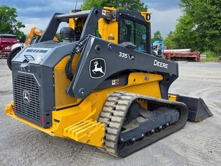 2025-deere-335-p-tier-image-4