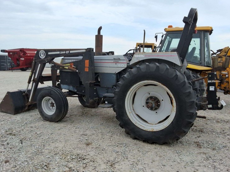 white-60-tractor,-cummins-engine,-2wd,-w2846qt-loader,-2nd-owner,-1-remote,-3pt,-540pto,-2515-original-hrs.,-16.9-34-tires,-s/n:-403144-60t-image-7