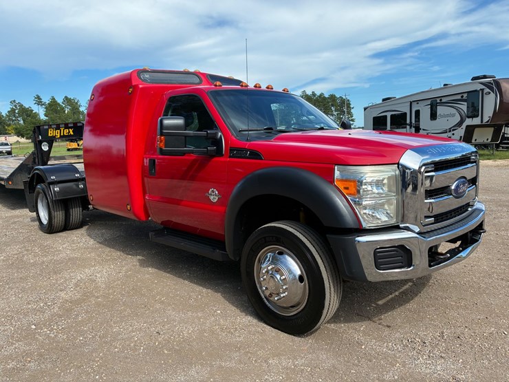 2015-ford-f550-image-3