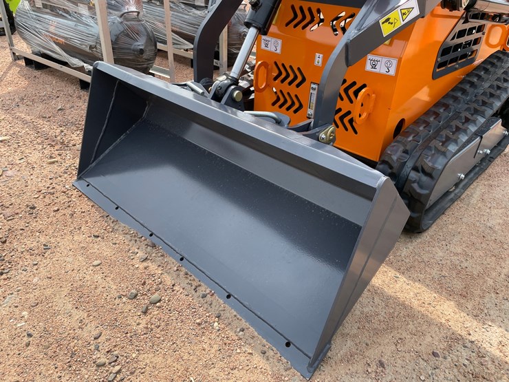 #5633-•-landhonor-mini-skid-steer-loader-me380r2-(mosinee,-wi)-image-6