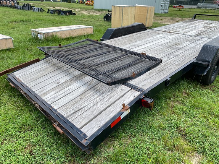 #117-•-2023-new-generation-7’x-26"with-dovetail-utility-trailer-image-6