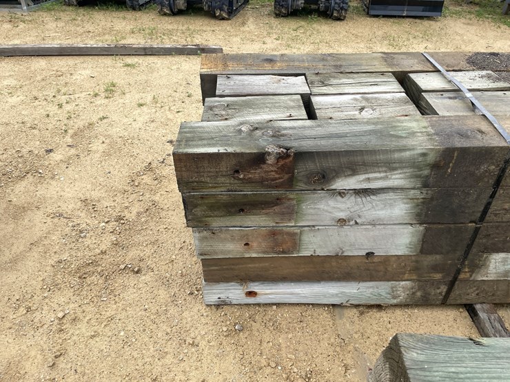 #3629-•-bundle-of-used-guard-rail-posts-image-8