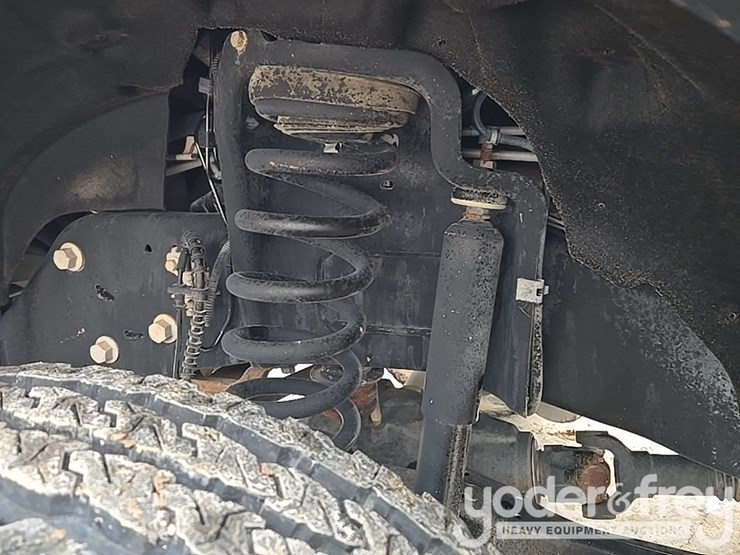 2017-ford-f550-image-13