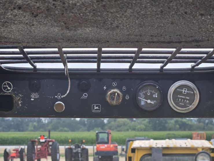 john-deere-90-image-9