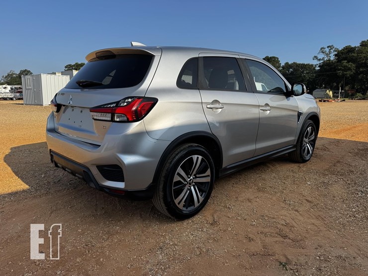 2021-mitsubishi-outlander-image-5