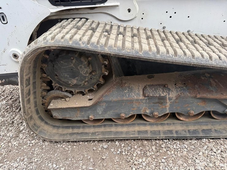 2019-bobcat-t770-image-13