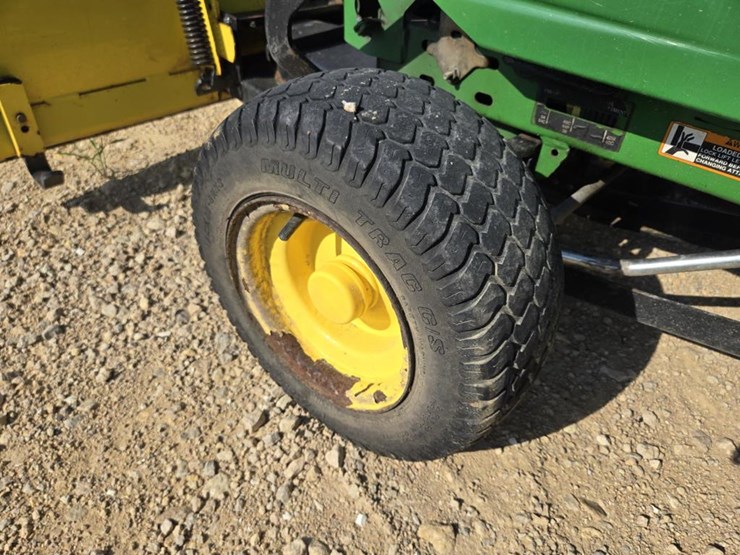 john-deere-gt235-image-17