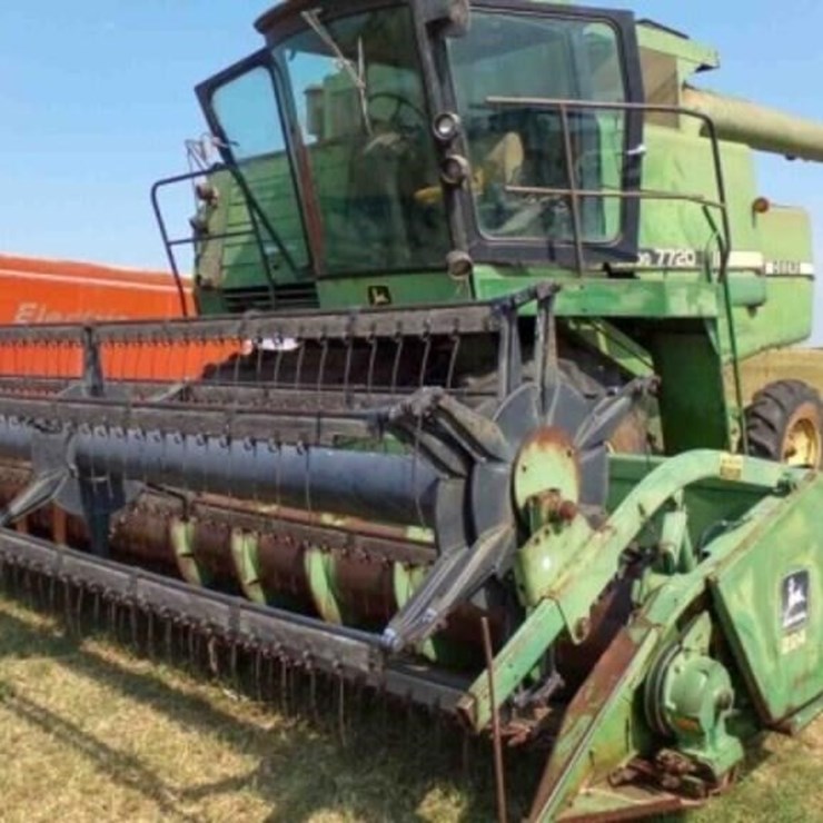 JOHN DEERE 7720