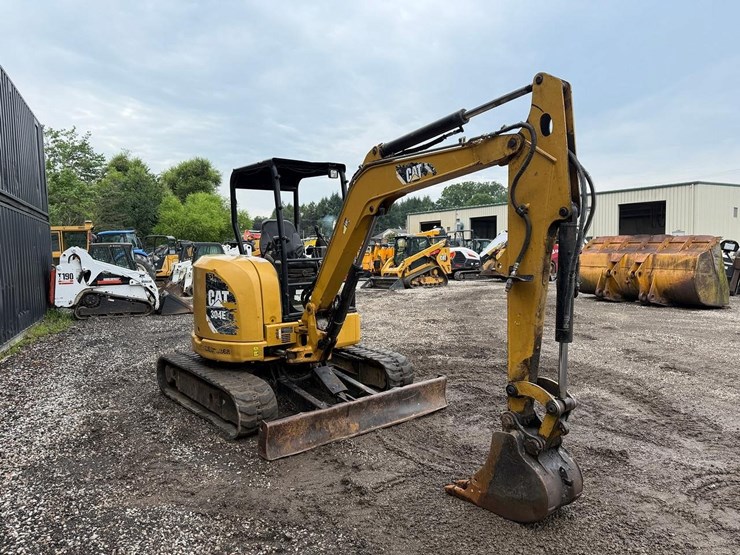 2015-caterpillar-304e2-cr-image-6