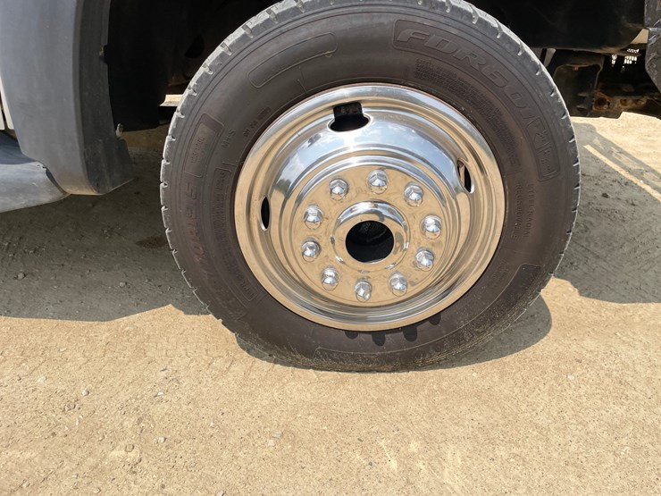 2015-ford-f550-image-84