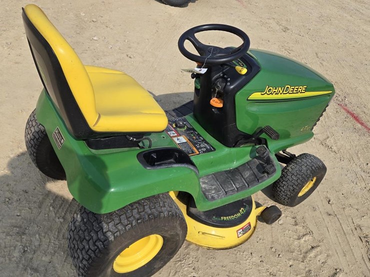 john-deere-lt170-image-6