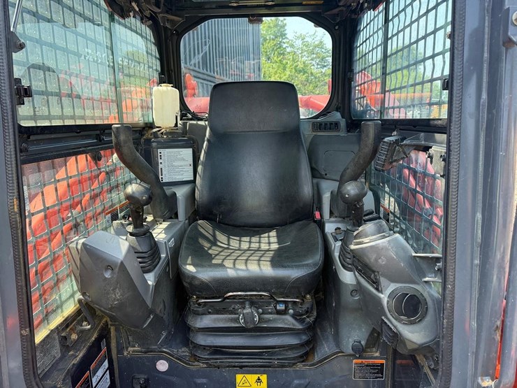 2024-kubota-svl97-2-image-18