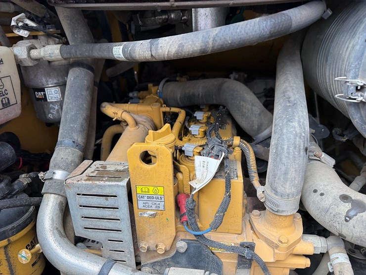 2019-caterpillar-259d-image-16