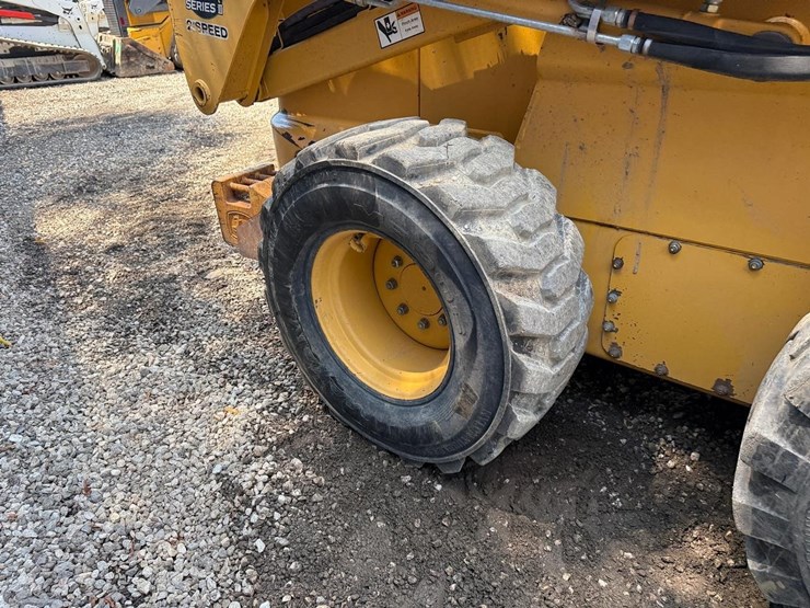 john-deere-280-image-13