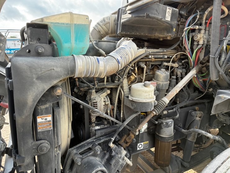 2019-kenworth-t680-image-9