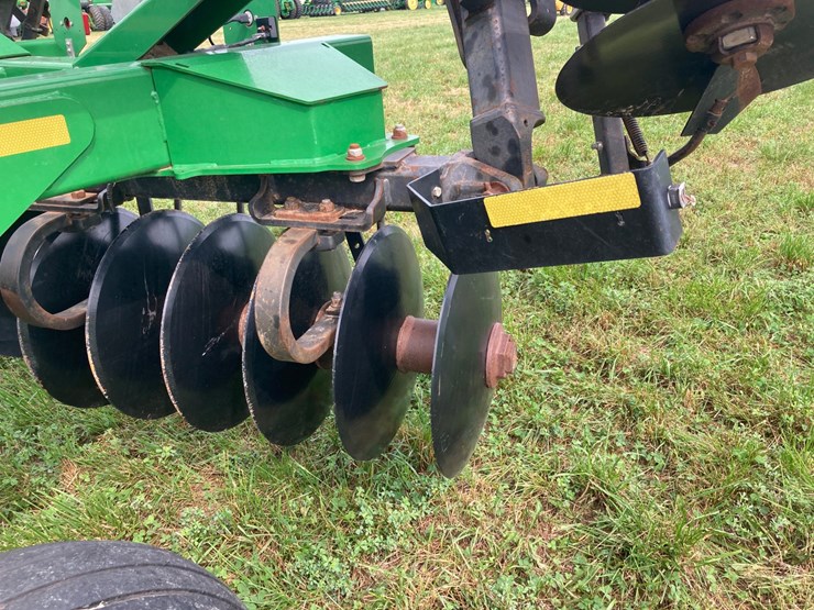 2015-john-deere-2620-image-31