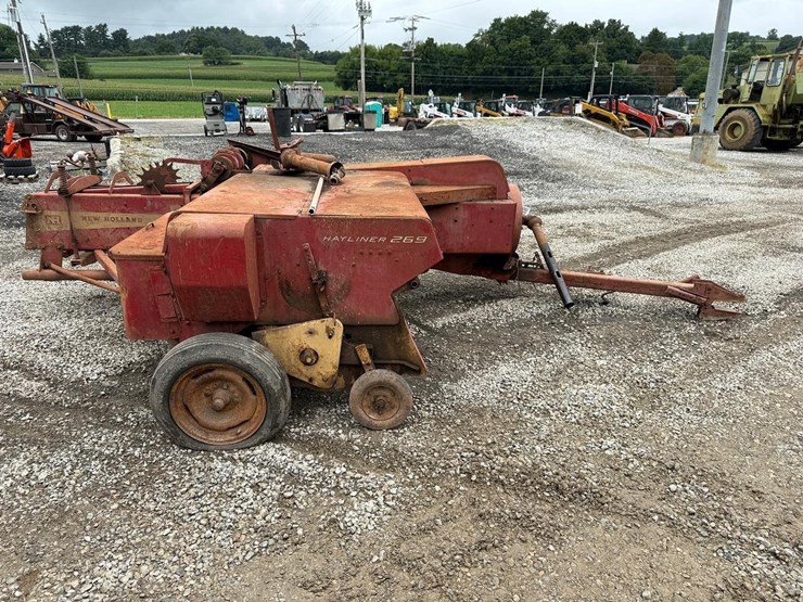 new-holland-269-image-1