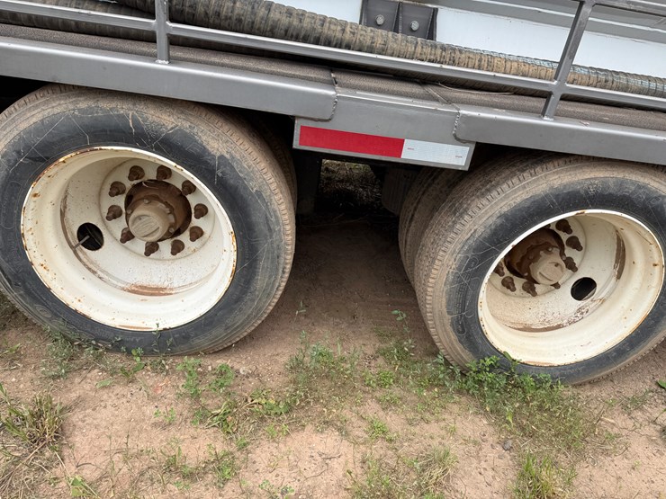 2012-john-deere-6068hf485-image-46