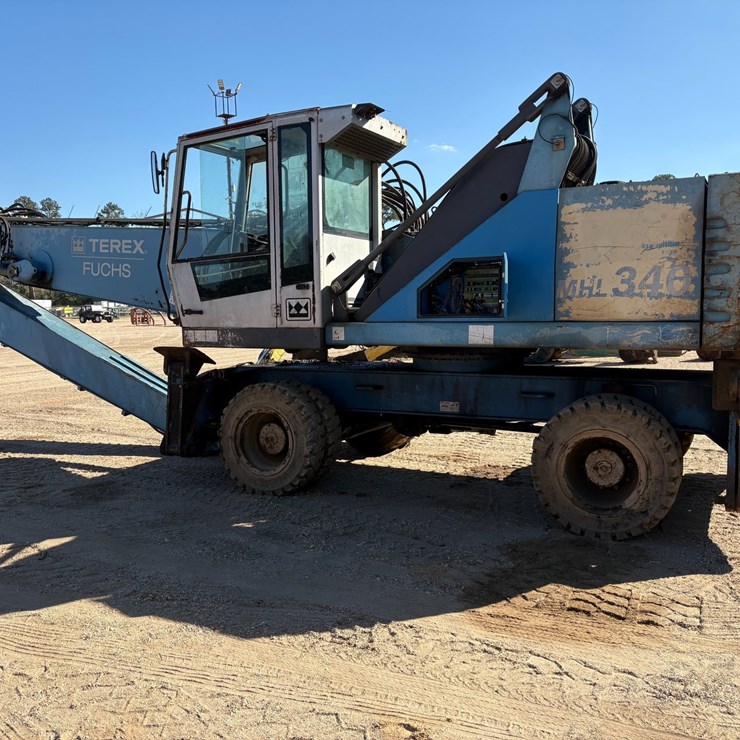 #2630 • TEREX FUCHS 340 MATERIAL HANDLER | FOR PARTS & REPAIR