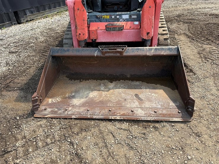 2015-kubota-svl75-2-image-9