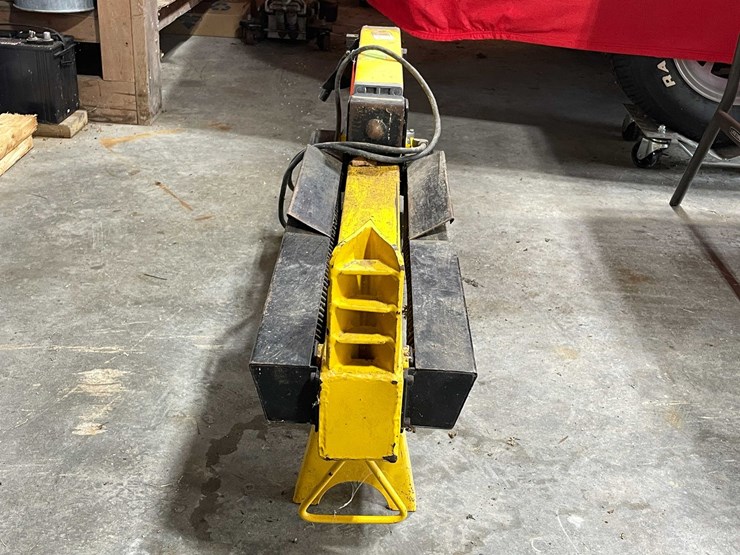 #5747-•-log-splitter-image-2