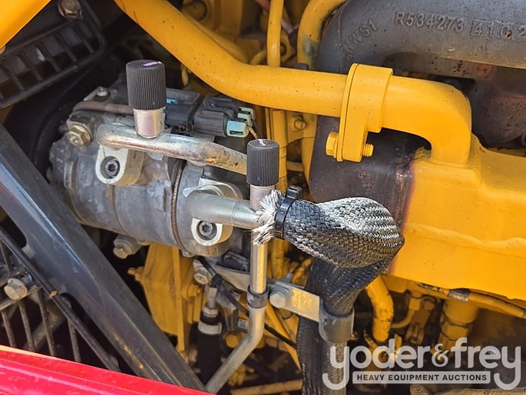 2012-deere-310sk-image-47