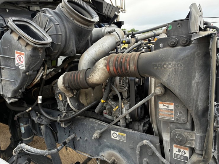 2020-kenworth-t270-image-16