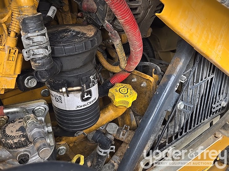 2014-deere-310sk-image-56