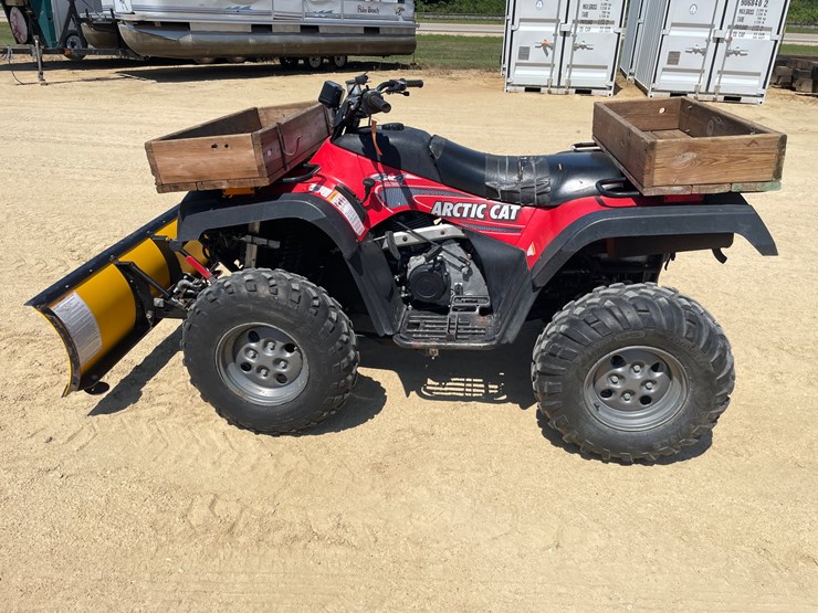#1226-•-2003-arctic-cat-atv-with-winch-and-plow-(sells-with-bill-of-sale-only)-image-8