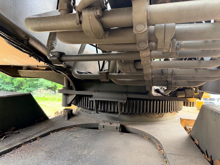 #24150-•-1992-p&h-mobile-35-ton-crane-image-80