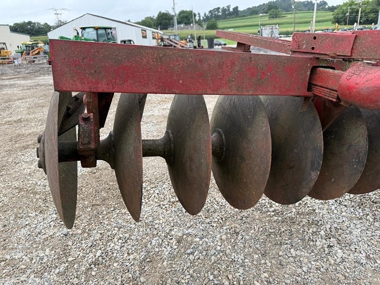 massey-ferguson-30-image-12