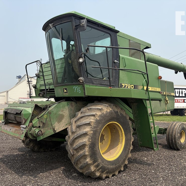 1985 JOHN DEERE 7720 TITAN II